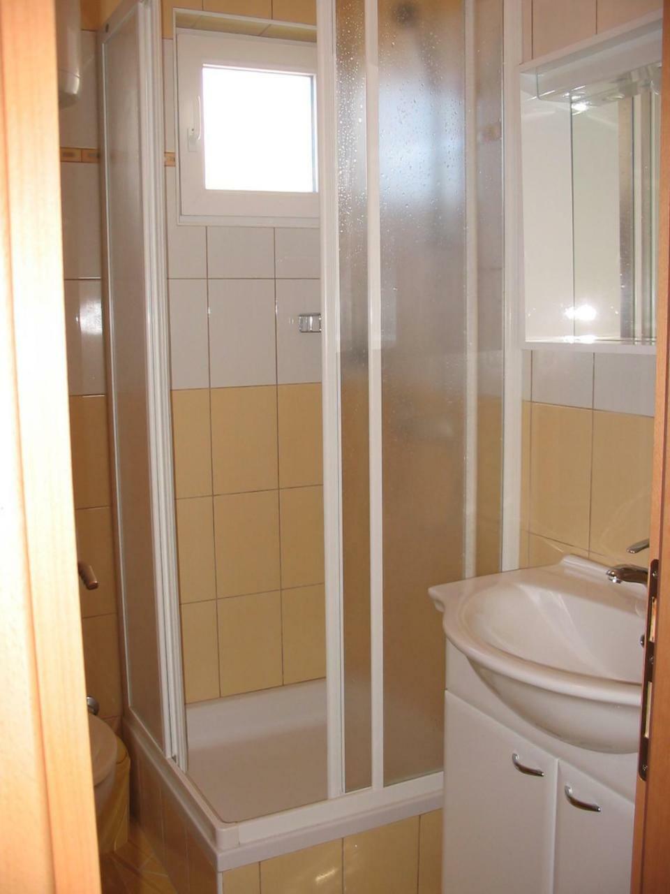 Apartmani Manuela Лопар Номер фото